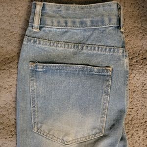 Bleach wash HighWaist boyfriend jeans (BRAND NEW)